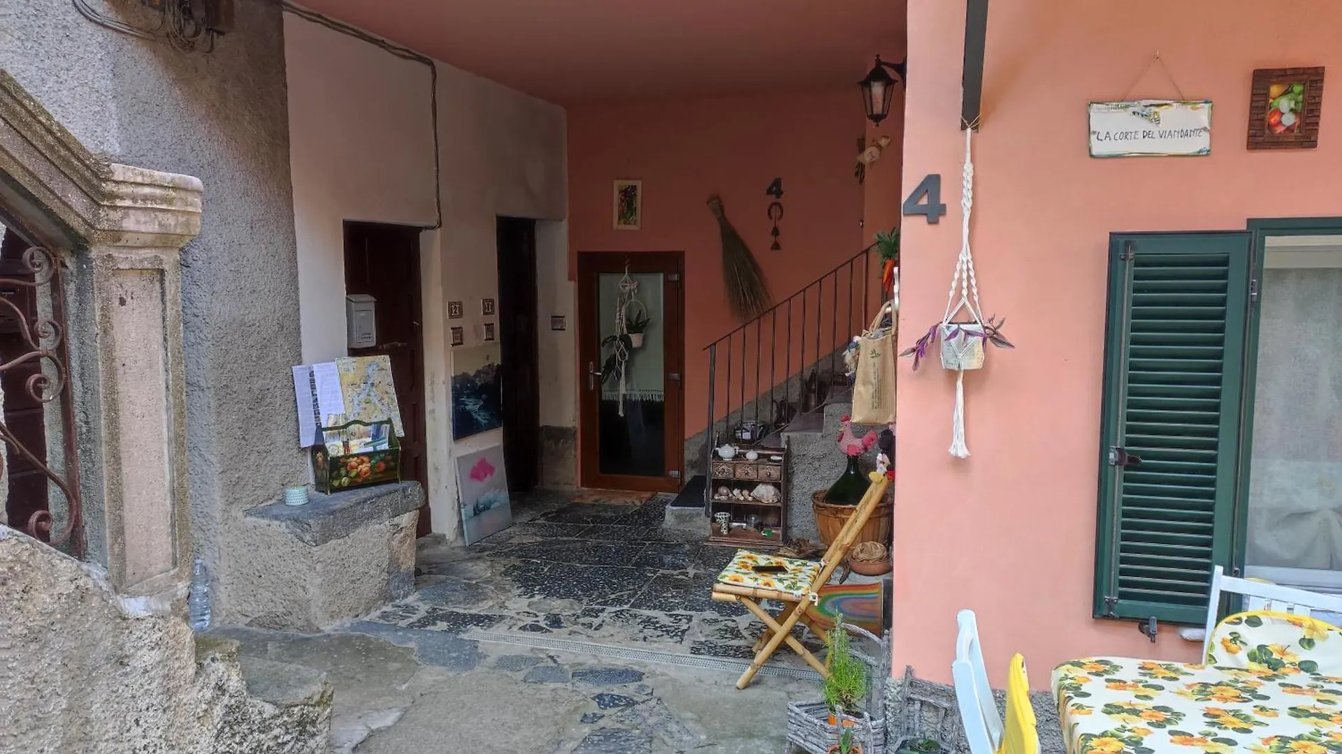 La Corte Del Viandante Lierna 0*,